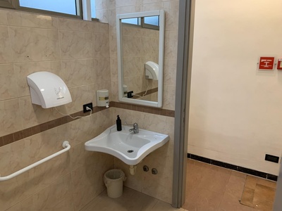 Lavabo bagno zona comune