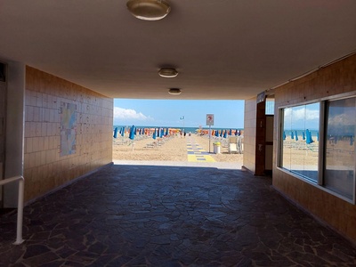 Da ingresso a passerella