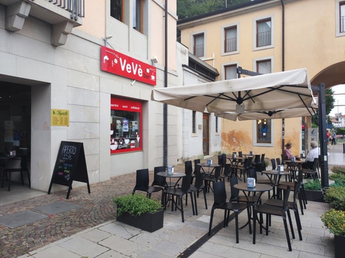 VeVè Bar