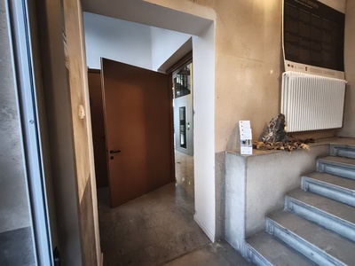 Percorso dall'ingresso al vano ascensore
