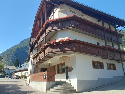 Albergo Valbruna Inn
