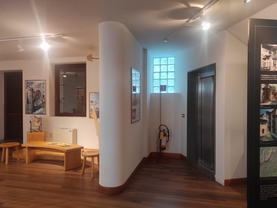 Arrivo dell'ascensore al piano primo