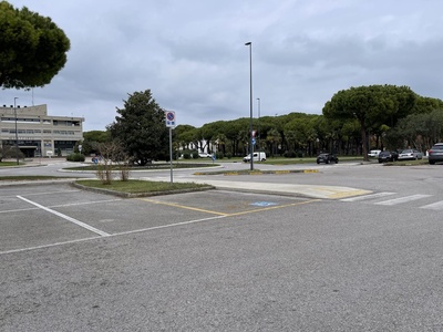 Parcheggio 2