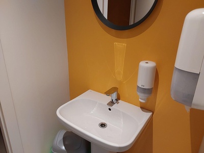 Lavabo bagno accessibile