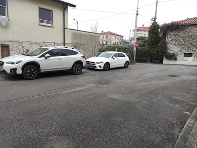 Parcheggio privato esterno