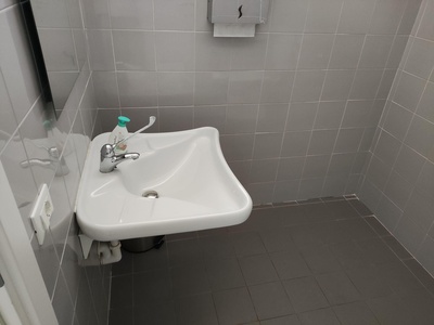 Dettaglio lavabo bagno