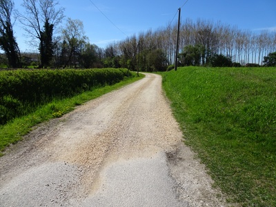 Photo 8 - End of the paved road, beginning of the dirt road