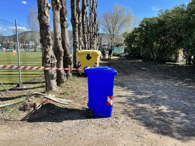 Foto 29 - Al bivio nei pressi del campo di calcio, il percorso prosegue a destra su strada sterrata