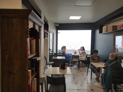 Interno, vista della seconda saletta