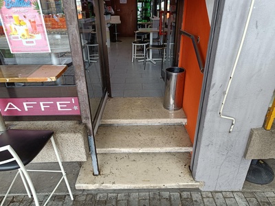 Gradini ingresso