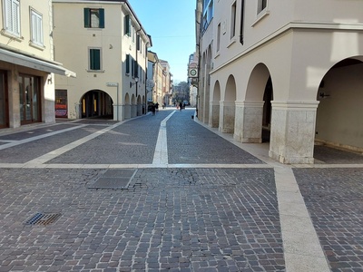 Photo 18 - Paving on via Sant'Ambrogio