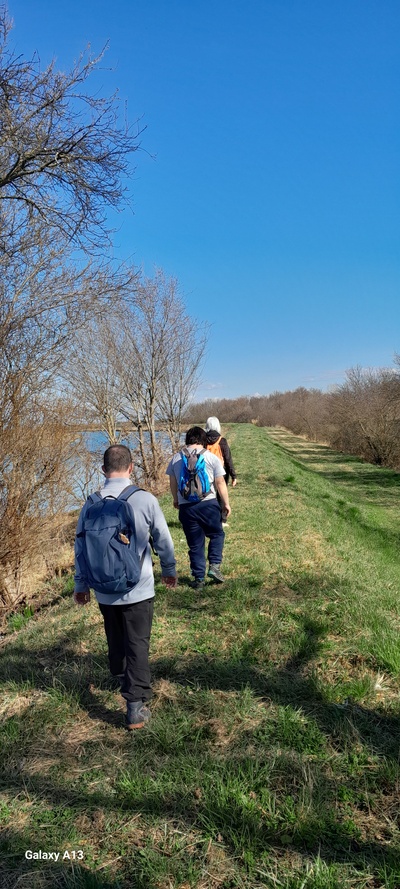 Photo 6 - The path continues along the embankment alongside the river