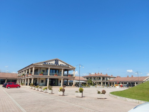 Marina Lepanto Resort