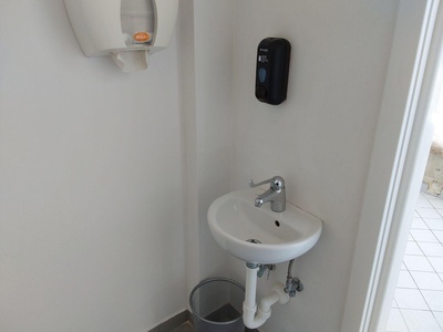 Lavabo bagno accessibile