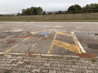 Parcheggio riservato vicino l'ingresso del Belvedere Trabucco