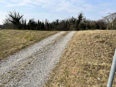 Foto 4 - Percorso su strada sterrata