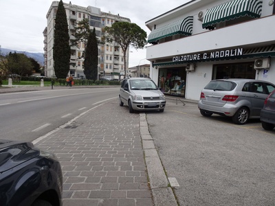 Photo 13 - Via Cavour, path on sidewalk