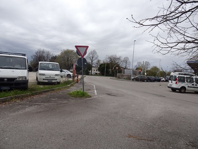 Photo 26 - Crossing the asphalt parking lot of the shopping center