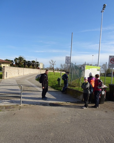 Photo 19 - Section of the path with a cemented and paved surface, bordered by a stone wall