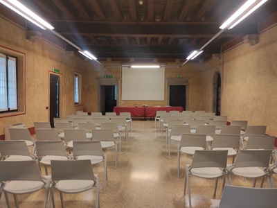 Sala al piano primo