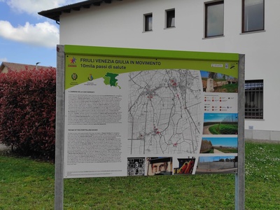 Photo 2 - Information panel