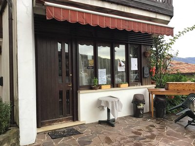 Le Monde Cafe