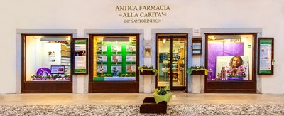 Antica Farmacia Alla Carità - De' Santorini